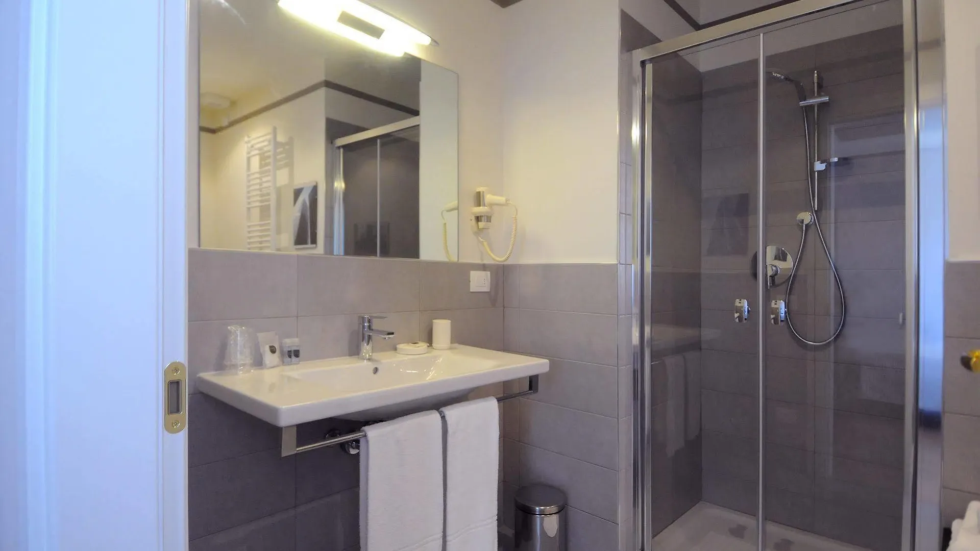 B&B Cangrande Di Danese-Viviani Verona
